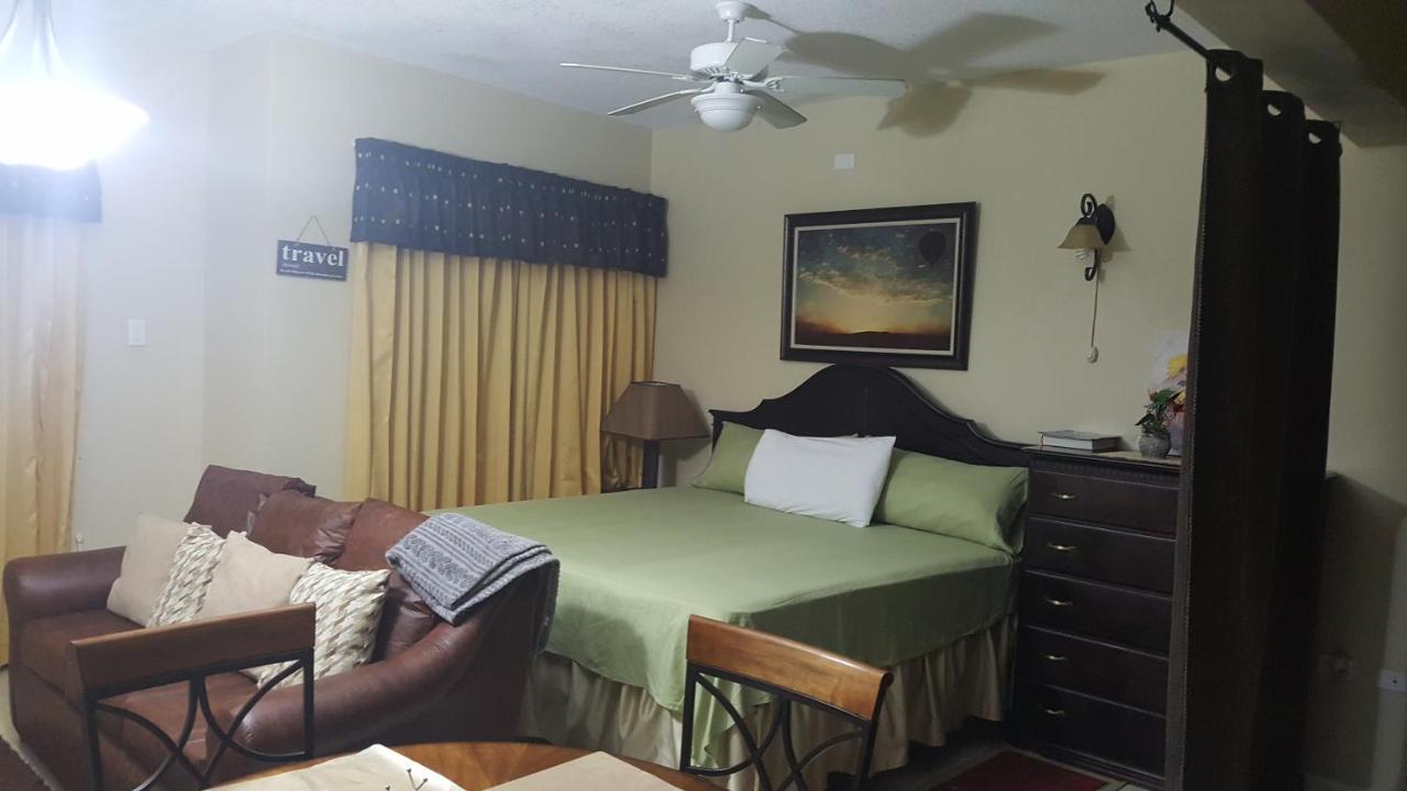 Merrivale Suite Kingston Extérieur photo